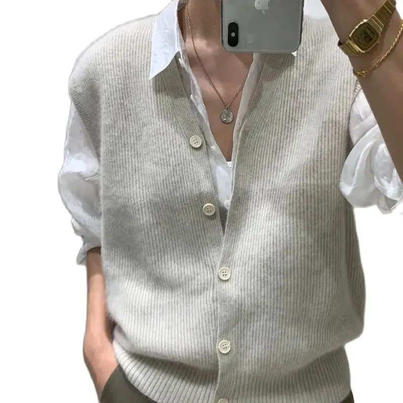 Knitted sleeveless cotton vest women casual solid color V-neck cardigan vest coat women's knitted vest waistcoat clothes P3 564
Knitted sleeveless cotton vest women casual solid color V-neck cardigan vest coat women's knitted vest waistcoat clothes P3 564