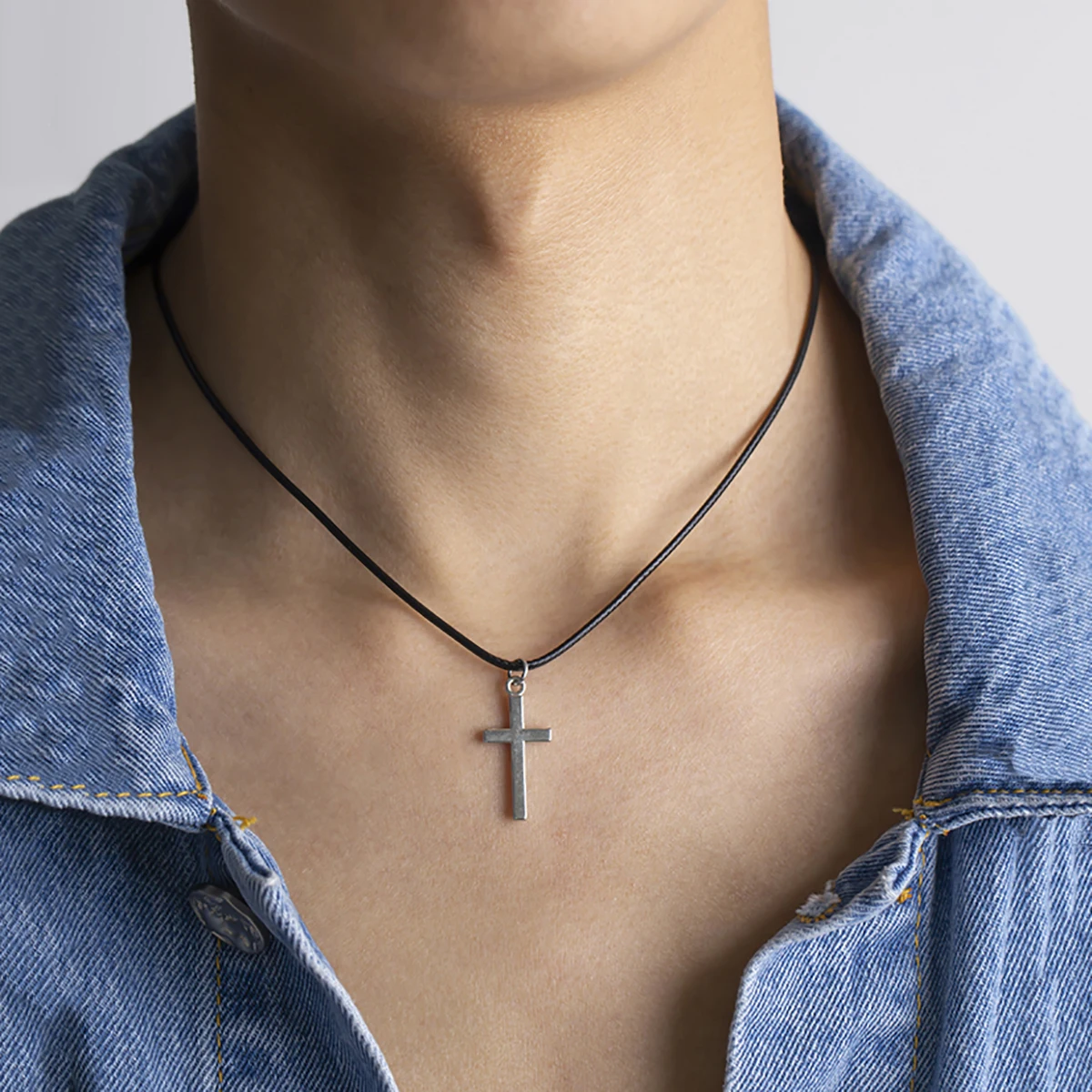 Black Rope Chain with Cross Pendants Necklace Men Trendy Simple Choker Necklaces 2022 Fashion Jewelry Accessories on Neck Collar
Black Rope Chain with Cross Pendants Necklace Men Trendy Simple Choker Necklaces 2022 Fashion Jewelry Accessories on Neck Collar