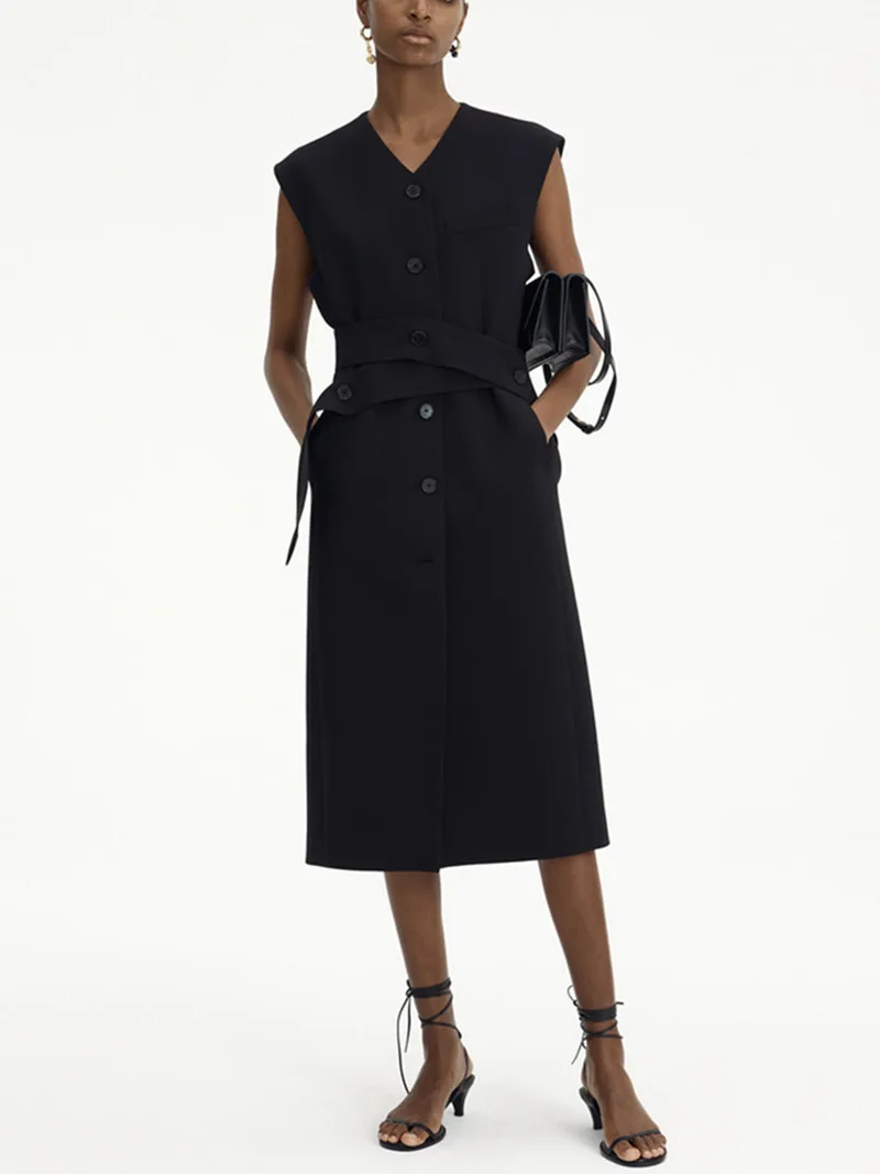 Women Special V-Neck Vest Dress with Belt 2022 New New Lady Sleeveless Slim Single-Breasted Elegant All-Match Tank Robe 
Women Special V-Neck Vest Dress with Belt 2022 New New Lady Sleeveless Slim Single-Breasted Elegant All-Match Tank Robe