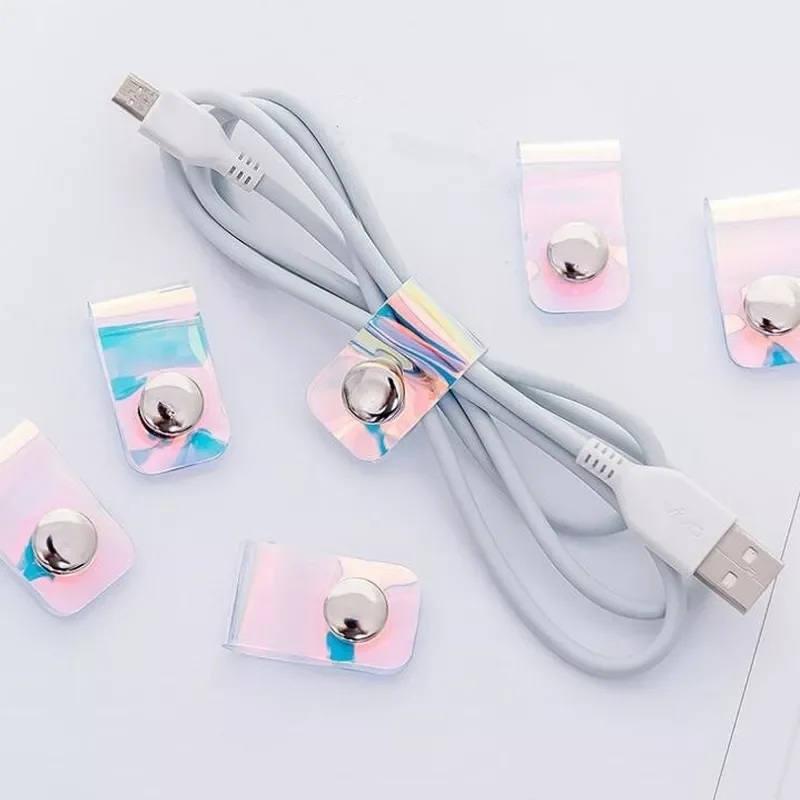 2023New 3pcs Portable USB Date Cable Tie Clip PVC Cellphone Laptop Tablet Computer Line Cable Winder Earphone Clip Tying String
2023New 3pcs Portable USB Date Cable Tie Clip PVC Cellphone Laptop Tablet Computer Line Cable Winder Earphone Clip Tying String