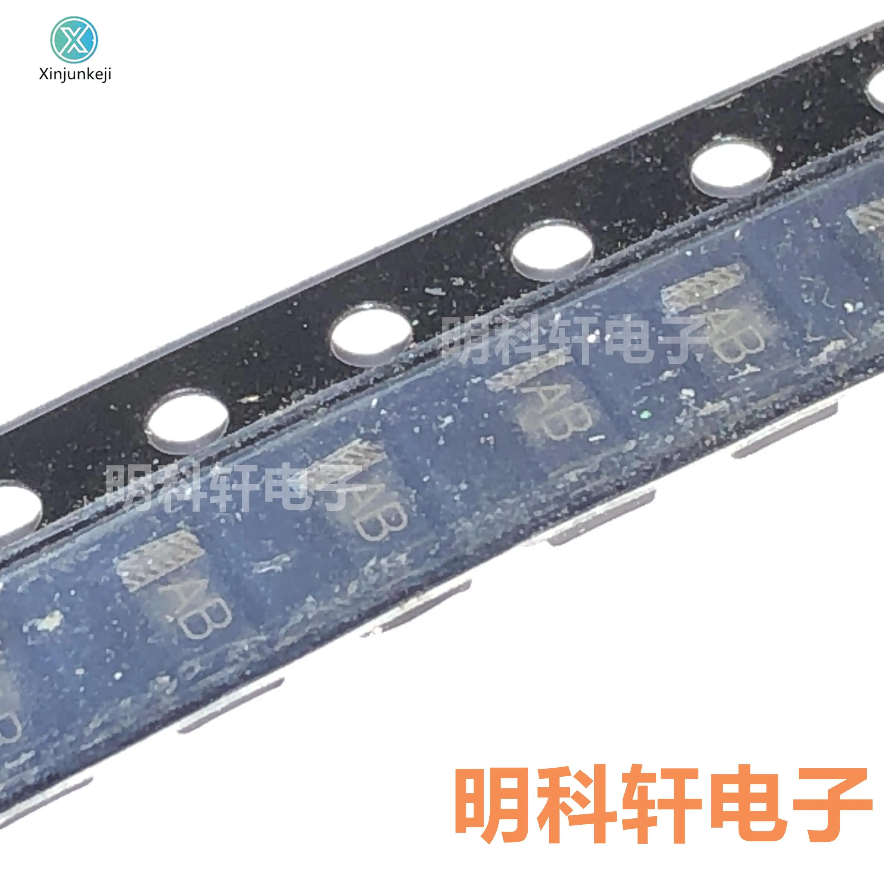 30 шт. Оригинальный Новый PMEG4010EH шелкографический AB SOD123 SMD диод Шоттки
30 шт. Оригинальный Новый PMEG4010EH шелкографический AB SOD123 SMD диод Шоттки