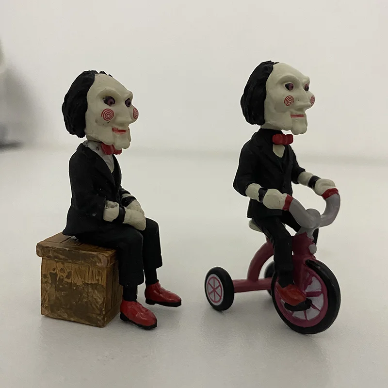 Horror Saw Billy Figure Keychain Movie Pendant Toy Doll Model Halloween Christmas Gifts
Horror Saw Billy Figure Keychain Movie Pendant Toy Doll Model Halloween Christmas Gifts