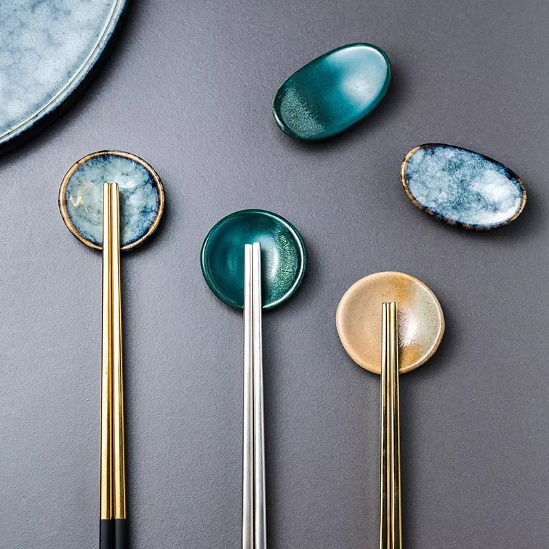 1Piece Earthenware Ingot Chopstick Holder Chopstick Rest For Dining Table Accessories Supplies
1Piece Earthenware Ingot Chopstick Holder Chopstick Rest For Dining Table Accessories Supplies