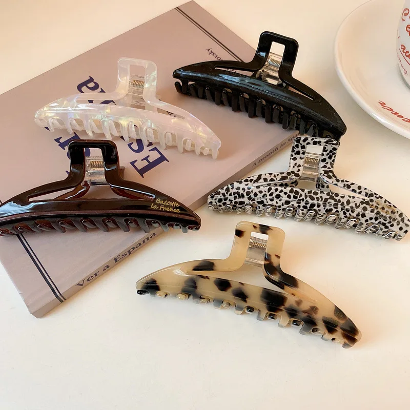 New Simple Fashion Retro Acetic Acid Geometric Crescent Grab Clip Updo Hair Shark Clip Hairpin Headwear Hair Accessories Women
New Simple Fashion Retro Acetic Acid Geometric Crescent Grab Clip Updo Hair Shark Clip Hairpin Headwear Hair Accessories Women