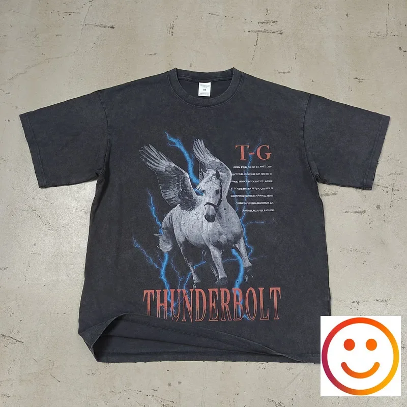 2024 Men Streetwear T-Shirt Hip Hop Pegasus Lightning Figure Print T-Shirts Harajuku Retro Wash Black T Shirt Summer Cotton Tops
2024 Men Streetwear T-Shirt Hip Hop Pegasus Lightning Figure Print T-Shirts Harajuku Retro Wash Black T Shirt Summer Cotton Tops