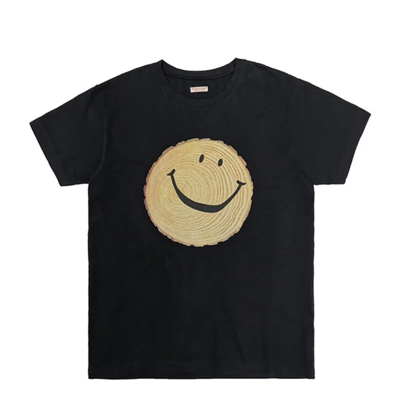 KAPITAL 23SS Tree Stump Annual Ring Smiling Face Printing Geranium Short Sleeve T-Shirt For Men And Women
KAPITAL 23SS Tree Stump Annual Ring Smiling Face Printing Geranium Short Sleeve T-Shirt For Men And Women