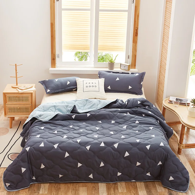 Cartoon Summer Cool Quilt Washed Cotton Simple Modern Air Condition Thin Blanket Kids Adult Patchwork Comfortable Comforter
Cartoon Summer Cool Quilt Washed Cotton Simple Modern Air Condition Thin Blanket Kids Adult Patchwork Comfortable Comforter