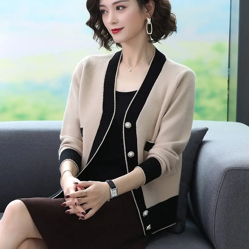 Sweater Knitted Cardigan Button Jacket V-neck Loose Long Sleeve Casual Tops for Spring Autumn Elegant Women's Pure Cotton D09
Sweater Knitted Cardigan Button Jacket V-neck Loose Long Sleeve Casual Tops for Spring Autumn Elegant Women's Pure Cotton D09