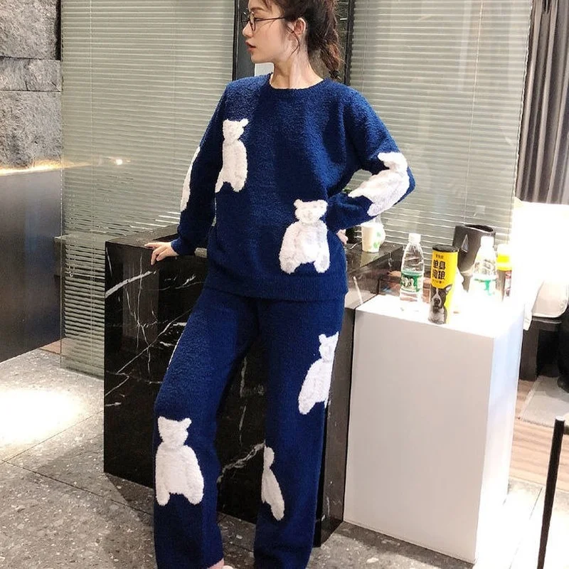Plus Velvet Thick Thick Warm Pajamas Bear Print Round Neck Pullover Fashion Trend Leisure All-match Home Wear
Plus Velvet Thick Thick Warm Pajamas Bear Print Round Neck Pullover Fashion Trend Leisure All-match Home Wear