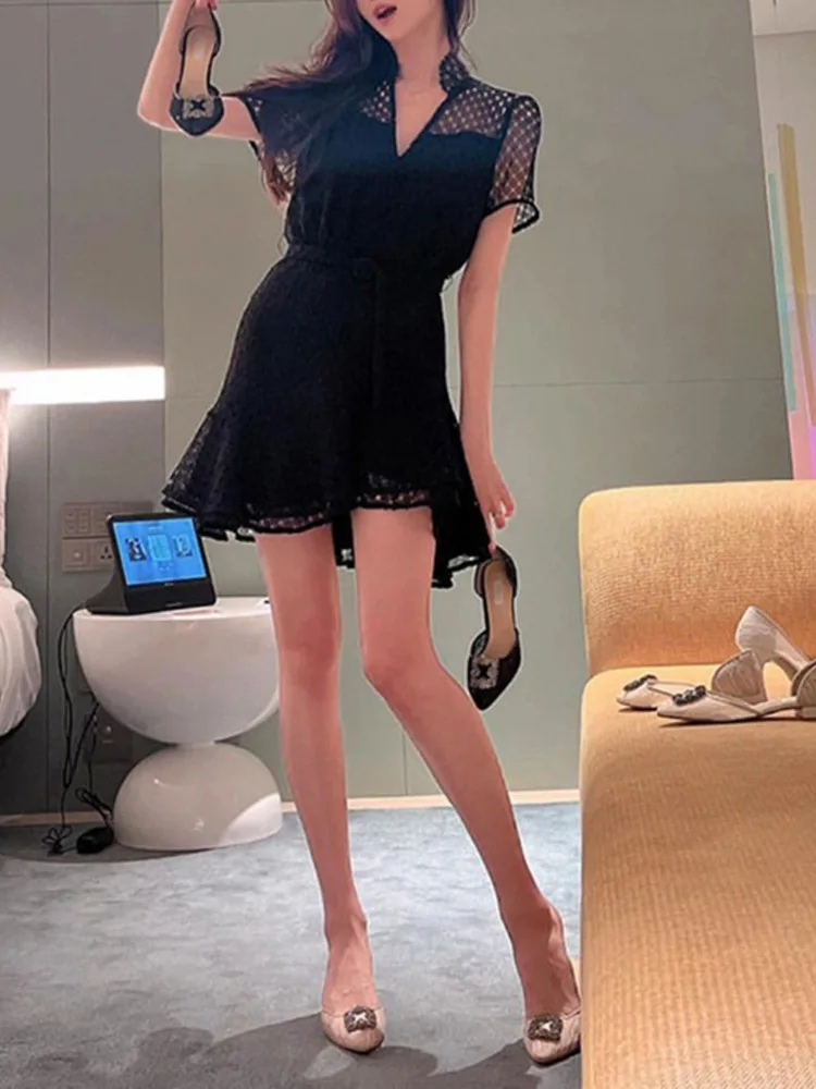 Women Mini Robe Hollow Out V-Neck Short Sleeve Lace-up Elegant Solid Dress High Street Spring Summer
Women Mini Robe Hollow Out V-Neck Short Sleeve Lace-up Elegant Solid Dress High Street Spring Summer