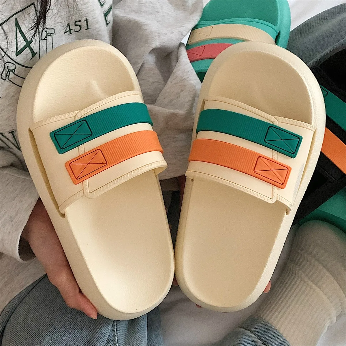 Women Men Summer Slippers High Heel Sandals Beach Slides Flip Flops Thick Soled Boys Girls Unisex Bathroom Stripe Flat Shoes
Women Men Summer Slippers High Heel Sandals Beach Slides Flip Flops Thick Soled Boys Girls Unisex Bathroom Stripe Flat Shoes
