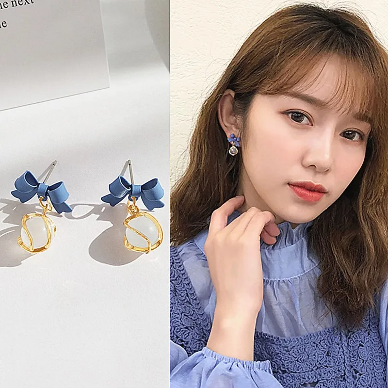 Klein Blue Bow Stud Earring Opal Ball Pendant Earrings for Woman Korean Geometric Fashion Jewelry Unusual Accessories Party Gift
Klein Blue Bow Stud Earring Opal Ball Pendant Earrings for Woman Korean Geometric Fashion Jewelry Unusual Accessories Party Gift