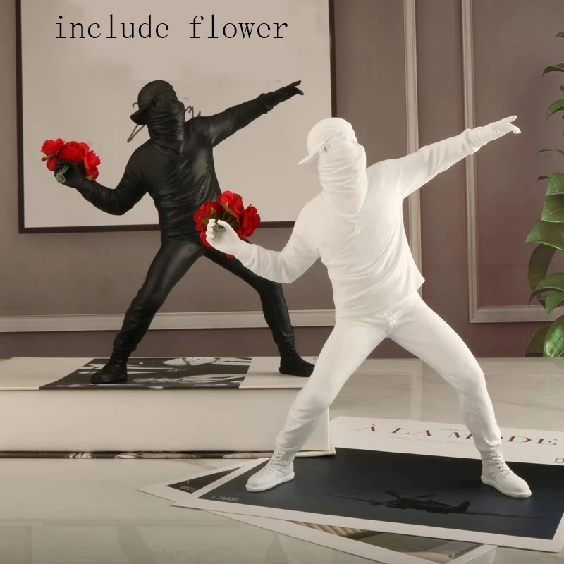 Figurines Banksy Throw Flower Boy Street Art Industrial Wind Statue Desk Ornaments Grey Trend Creative Home Living Room Decor
Figurines Banksy Throw Flower Boy Street Art Industrial Wind Statue Desk Ornaments Grey Trend Creative Home Living Room Decor