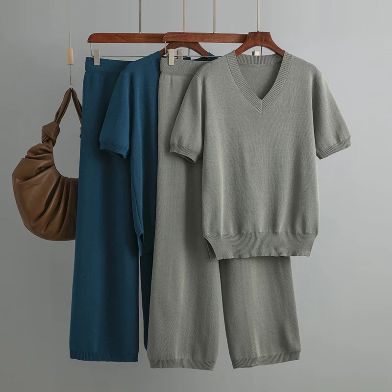 YEMOGGY Women's 2-Piece Set Women's Winter Suit 2023 New V-neck Short Sleeve Loose Split T-shirt Drop Straight Leg Pants Sets
YEMOGGY Women's 2-Piece Set Women's Winter Suit 2023 New V-neck Short Sleeve Loose Split T-shirt Drop Straight Leg Pants Sets