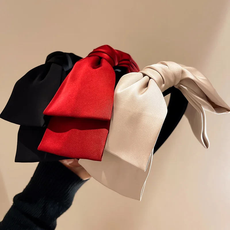 High Skull Top Oversized Bow Headband, Korean Fashion, Elegant Temperament, Hair Accessories, Net Red, The Same Design Sense
High Skull Top Oversized Bow Headband, Korean Fashion, Elegant Temperament, Hair Accessories, Net Red, The Same Design Sense