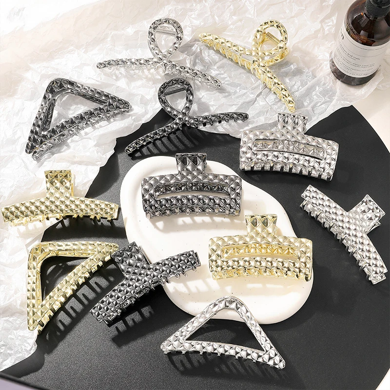 Large Square Metal Hair Claw Non Slip Cross Shark Clip Alloy Hair Crab Barrettes Hollow Geometric Hair Clip Hair Accessories
Large Square Metal Hair Claw Non Slip Cross Shark Clip Alloy Hair Crab Barrettes Hollow Geometric Hair Clip Hair Accessories