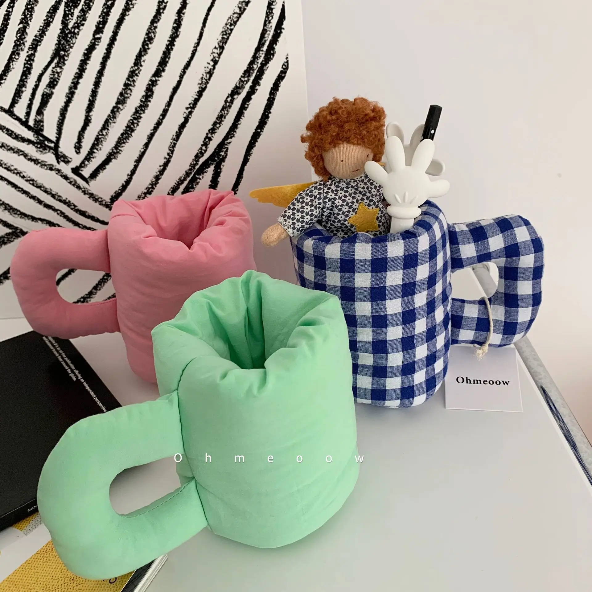 1Pcs Mug Shape Large Capacity Desk Pen Holder Pencil Makeup Storage Box Desktop Organizer Stand Case School Office Stationery
1Pcs Mug Shape Large Capacity Desk Pen Holder Pencil Makeup Storage Box Desktop Organizer Stand Case School Office Stationery