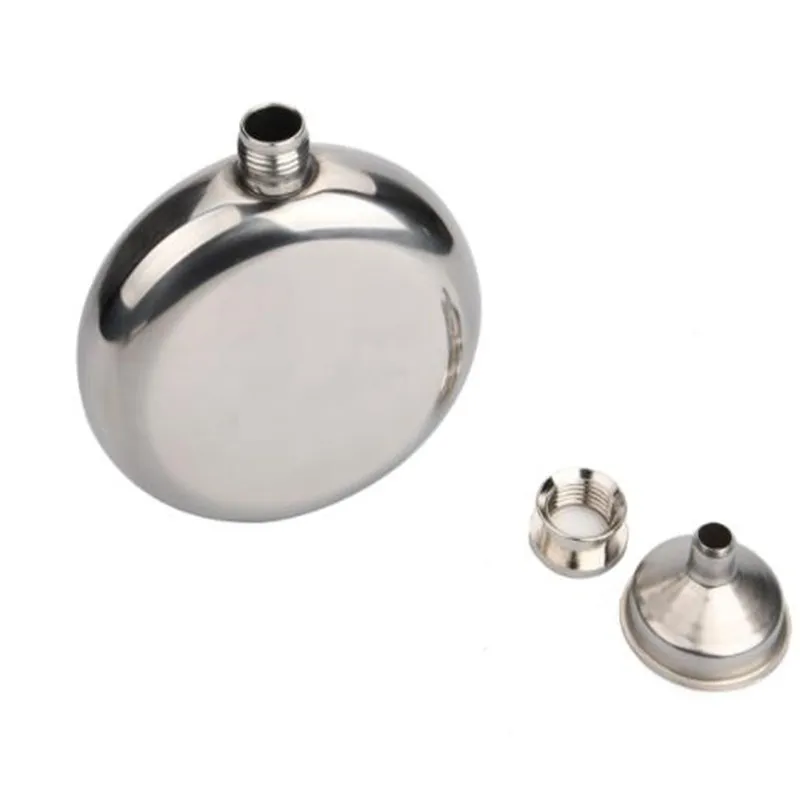 Stainless steel with a portable circular 5 oz presented a small funnel mirror smooth hip flask
Stainless steel with a portable circular 5 oz presented a small funnel mirror smooth hip flask