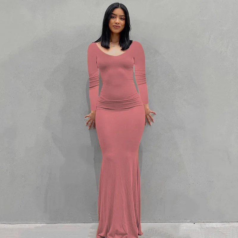 Elegant Sexy Long-sleeved Dress Satin Non-slip Backless Long Dress Women's Birthday Party Club and Floor Skirt
Elegant Sexy Long-sleeved Dress Satin Non-slip Backless Long Dress Women's Birthday Party Club and Floor Skirt