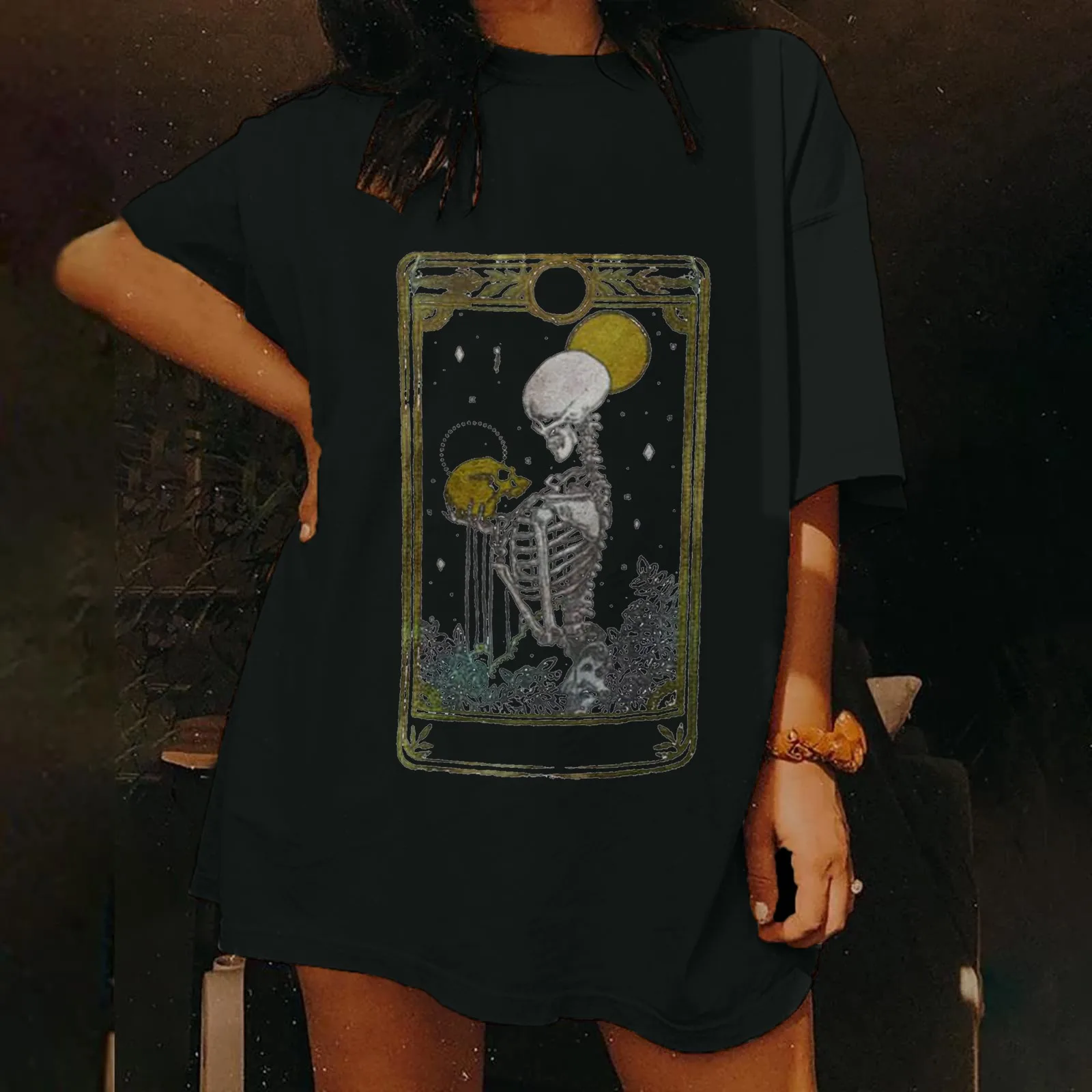 Женский оригинальный топ с коротким рукавом и принтом черепа
Женский оригинальный топ с коротким рукавом и принтом черепа