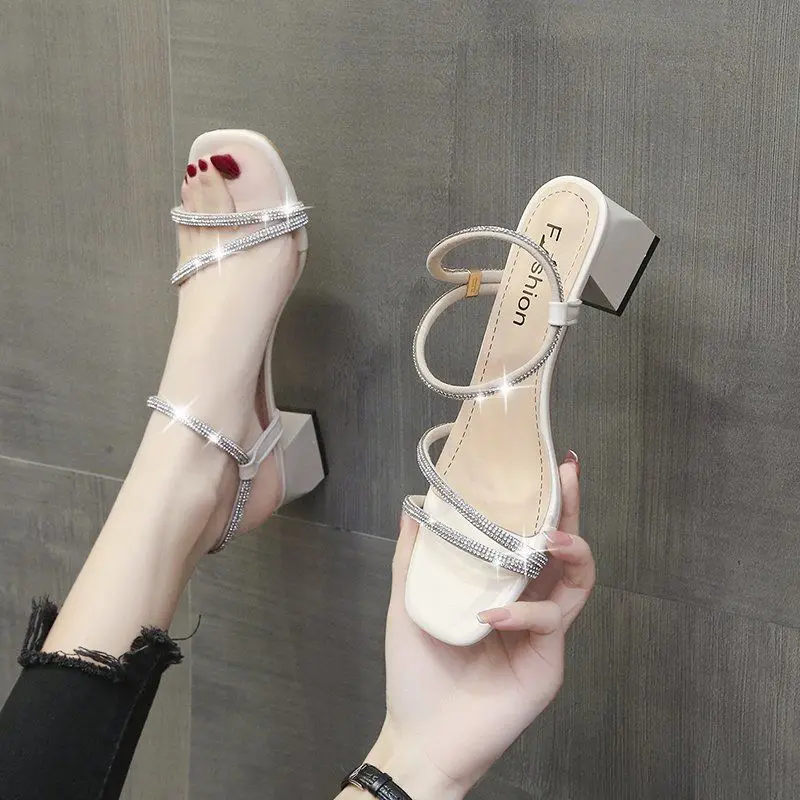 New High Heels Women's Sandals Fairy Style New Rhinestone Word with Chunky Heel Roman High Heels Internet Celebrity Two-Way Wear
New High Heels Women's Sandals Fairy Style New Rhinestone Word with Chunky Heel Roman High Heels Internet Celebrity Two-Way Wear