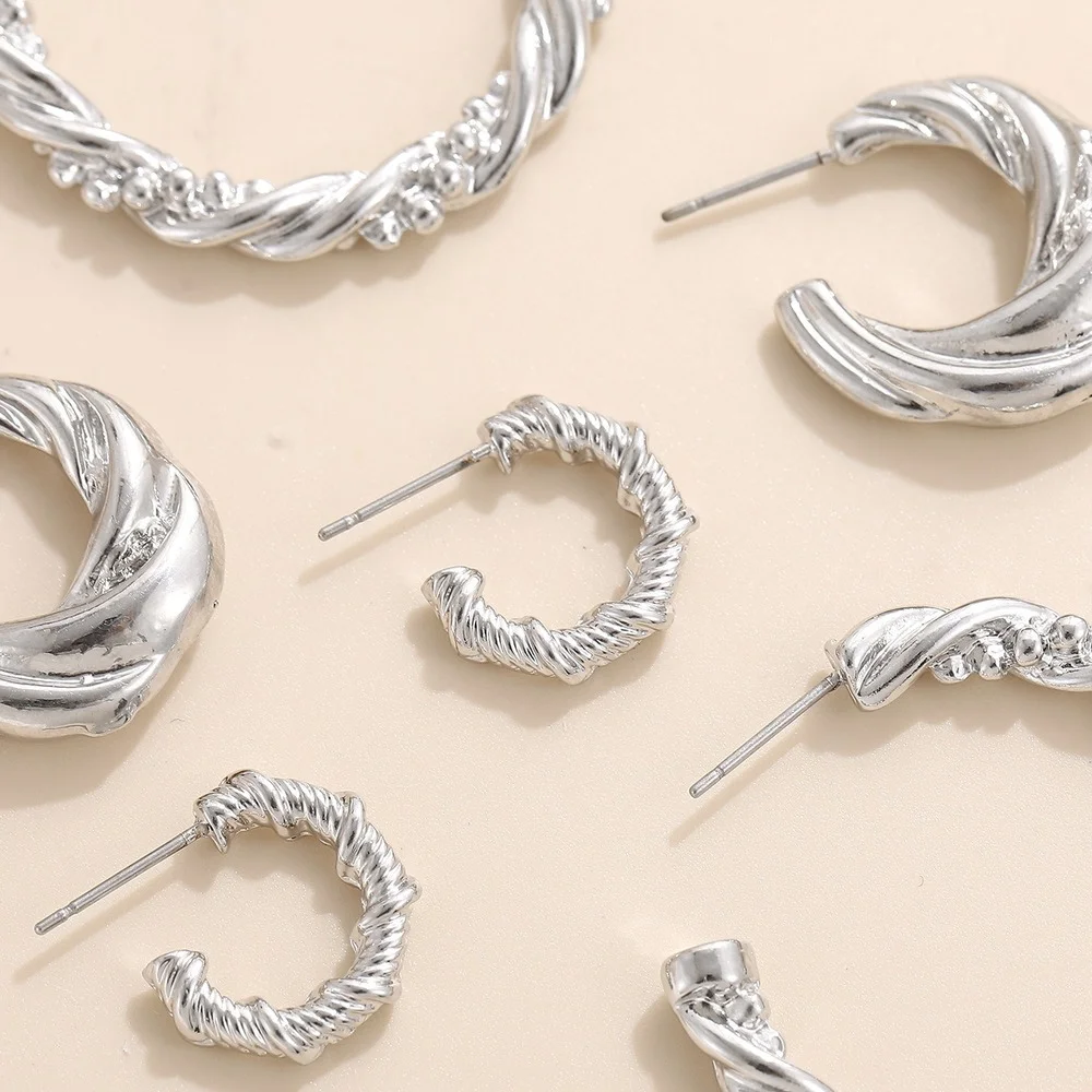 VSnow Minimalist Silver Color Metal Twisted C Shape Hoop Earring for Women Trendy Irregular Tie Wedding Earrings Jewelry
VSnow Minimalist Silver Color Metal Twisted C Shape Hoop Earring for Women Trendy Irregular Tie Wedding Earrings Jewelry