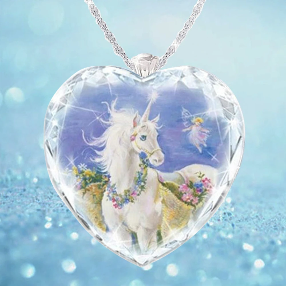 Exquisite Lovely Unicorn Pendant Necklace for Women Heart Crystal Necklace Girl Personalized Birthday Party Jewelry Gift
Exquisite Lovely Unicorn Pendant Necklace for Women Heart Crystal Necklace Girl Personalized Birthday Party Jewelry Gift