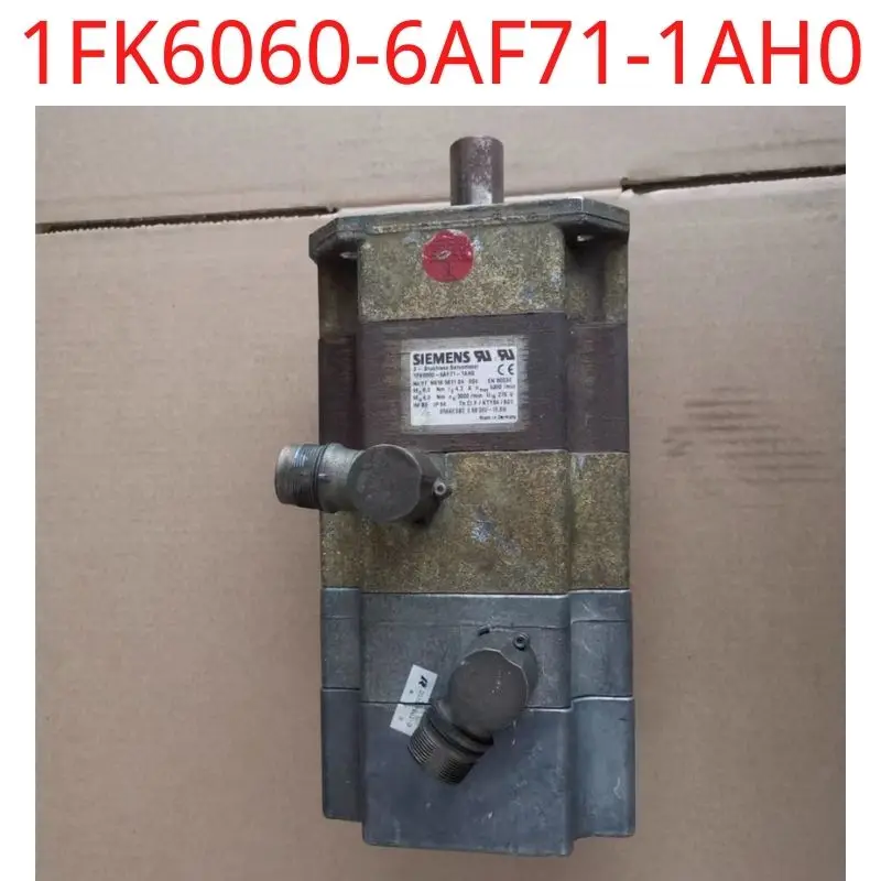 used Siemens test ok real 1FK6060-6AF71-1AH0 Synchronous servo motor 1FK6 6-pole motor 6.0Nm, 100K, 3000 rpm Naturally cooled IM
used Siemens test ok real 1FK6060-6AF71-1AH0 Synchronous servo motor 1FK6 6-pole motor 6.0Nm, 100K, 3000 rpm Naturally cooled IM