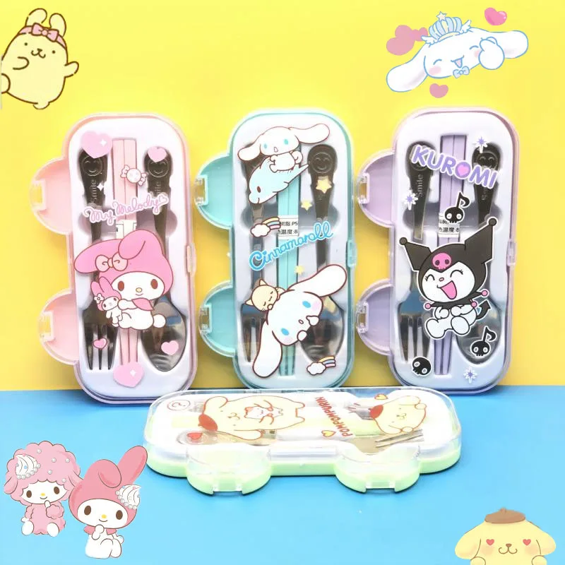 Новинка набор столовых приборов Kawaii Sanrioed My Melody Kuromi Purin Cinnamoroll Ложка Вилка палочки для еды детская портативная посуда из нержавеющей стали
Новинка набор столовых приборов Kawaii Sanrioed My Melody Kuromi Purin Cinnamoroll Ложка Вилка палочки для еды детская портативная посуда из нержавеющей стали