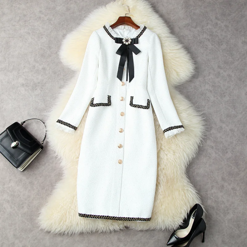 2022 New Long Sleeve Stud Bead Bow Single Breasted Button Fashionable Tweed Dress European and American Women's Clothing Winter 
2022 New Long Sleeve Stud Bead Bow Single Breasted Button Fashionable Tweed Dress European and American Women's Clothing Winter