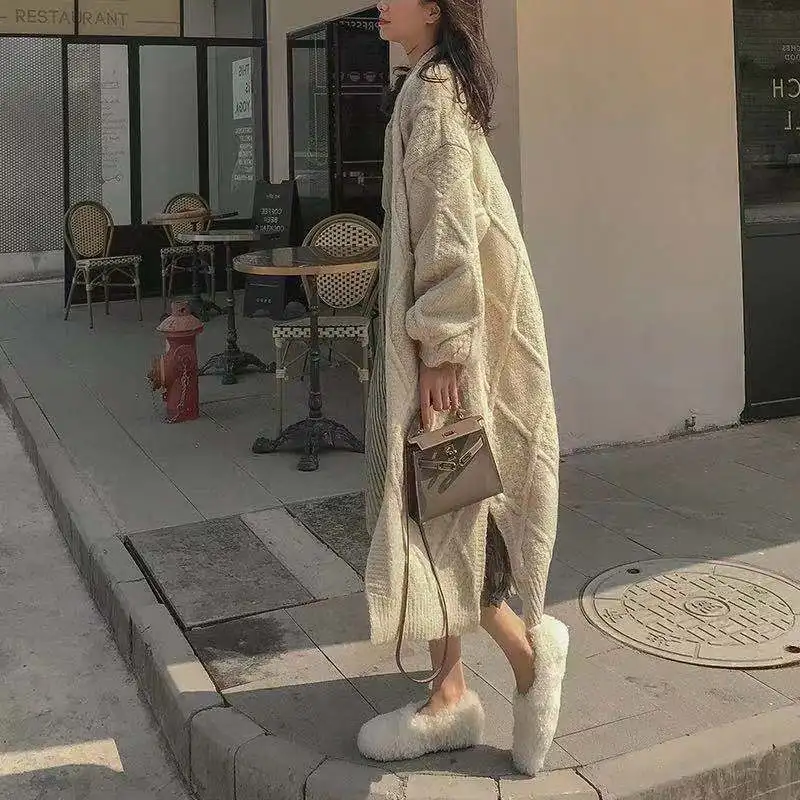 2022 Long Cardigan Women Sweater Autumn Winter Long Sleeve Knitted Sweater Femme Coat Loose Ladies Sweaters Cardigans New D20
2022 Long Cardigan Women Sweater Autumn Winter Long Sleeve Knitted Sweater Femme Coat Loose Ladies Sweaters Cardigans New D20