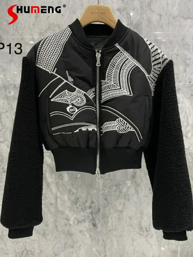 Casual Women's Lamb Wool Stitching Cotton Lining Short Coat Fall 2022 Winter New Embroidery Thicken Cotton Bomber Jacket Women
Casual Women's Lamb Wool Stitching Cotton Lining Short Coat Fall 2022 Winter New Embroidery Thicken Cotton Bomber Jacket Women