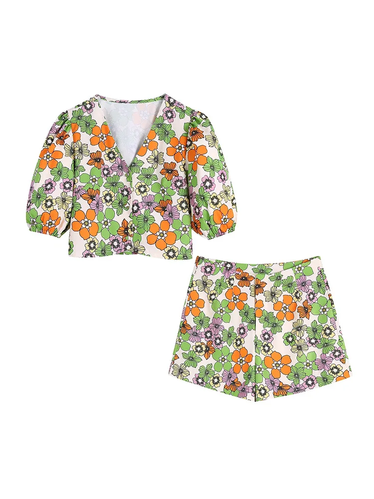 Women Fashion Floral Print Cropped Blouses And High Waist Zipper Fly Shorts Female Two Pieces Sets Mujer
Women Fashion Floral Print Cropped Blouses And High Waist Zipper Fly Shorts Female Two Pieces Sets Mujer