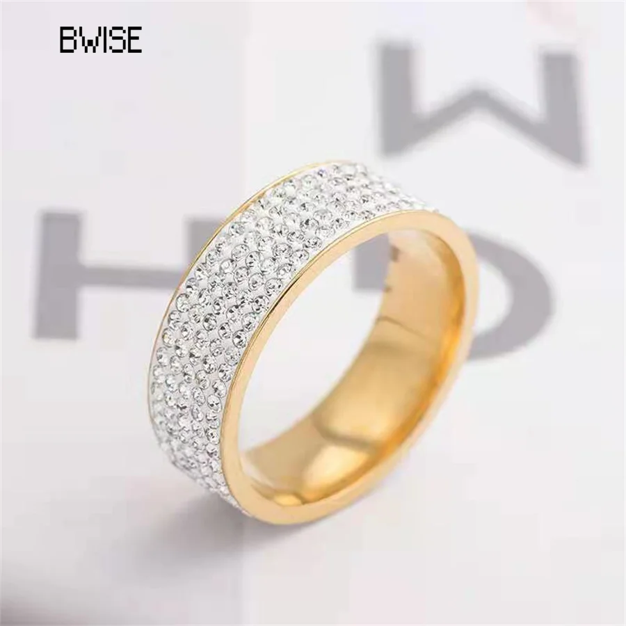 BWISE, лидер продаж, винтажное стальное кольцо в стиле ретро, женское ювелирное изделие с 5 рядами прозрачных кристаллов, модное обручальное ко...
BWISE, лидер продаж, винтажное стальное кольцо в стиле ретро, женское ювелирное изделие с 5 рядами прозрачных кристаллов, модное обручальное ко...