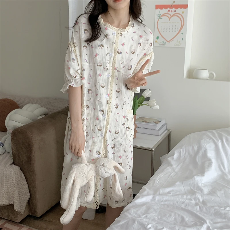 Cartoon Soft Ins New Summer Home Short Sleeve Harajuku Sleepwear Korean Loose Pattern Simple Printing NightDress Fashionable
Cartoon Soft Ins New Summer Home Short Sleeve Harajuku Sleepwear Korean Loose Pattern Simple Printing NightDress Fashionable