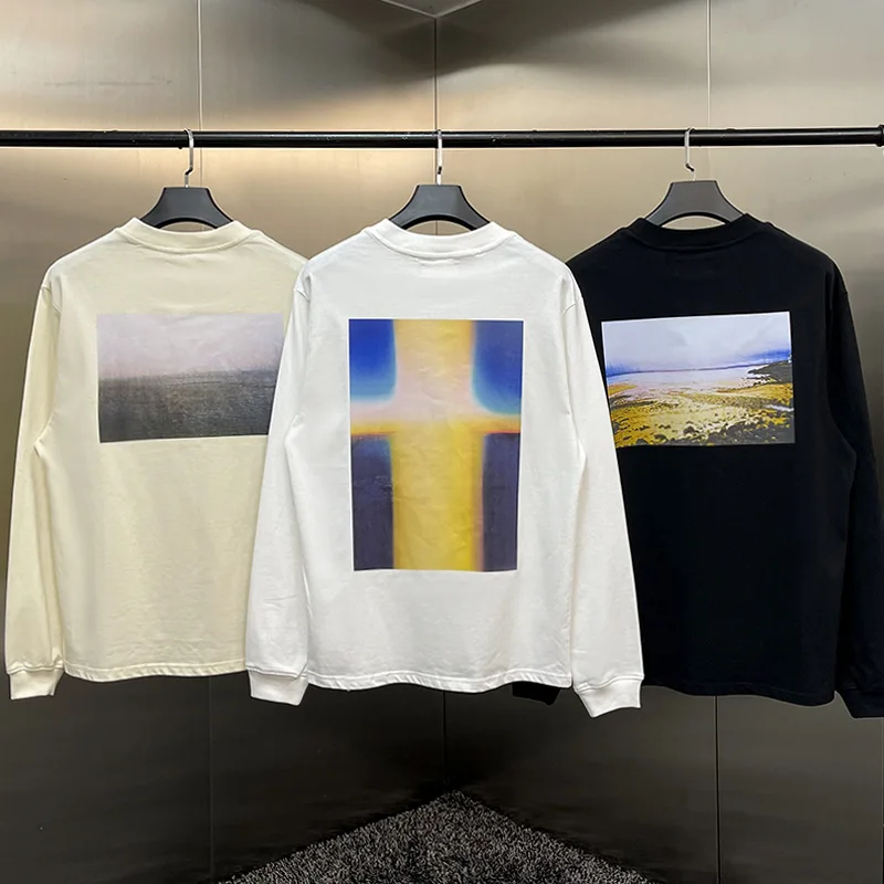 Fashion brand Essentials Men 1:1Long Sleeve T-Shirt back landscape pattern print Hip hop Loose Unisex 100% Cotton T-Shirts
Fashion brand Essentials Men 1:1Long Sleeve T-Shirt back landscape pattern print Hip hop Loose Unisex 100% Cotton T-Shirts