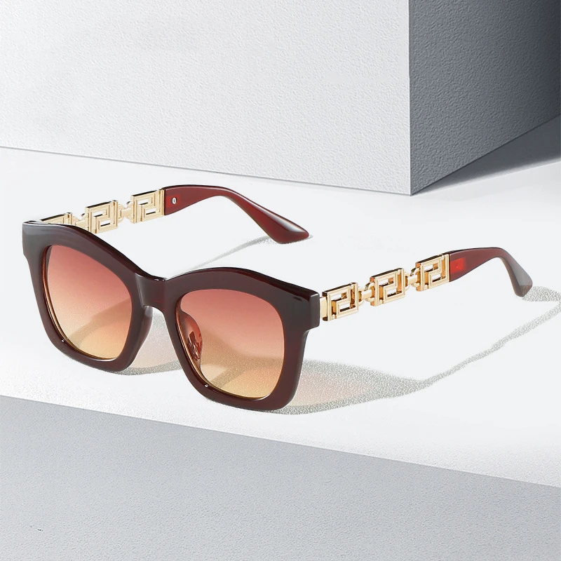 New Luxury Rectangle Trend Casual Sunglasses Women/Men Brand Designer Vintage Gradient Sun glasses Eyewear UV400
New Luxury Rectangle Trend Casual Sunglasses Women/Men Brand Designer Vintage Gradient Sun glasses Eyewear UV400