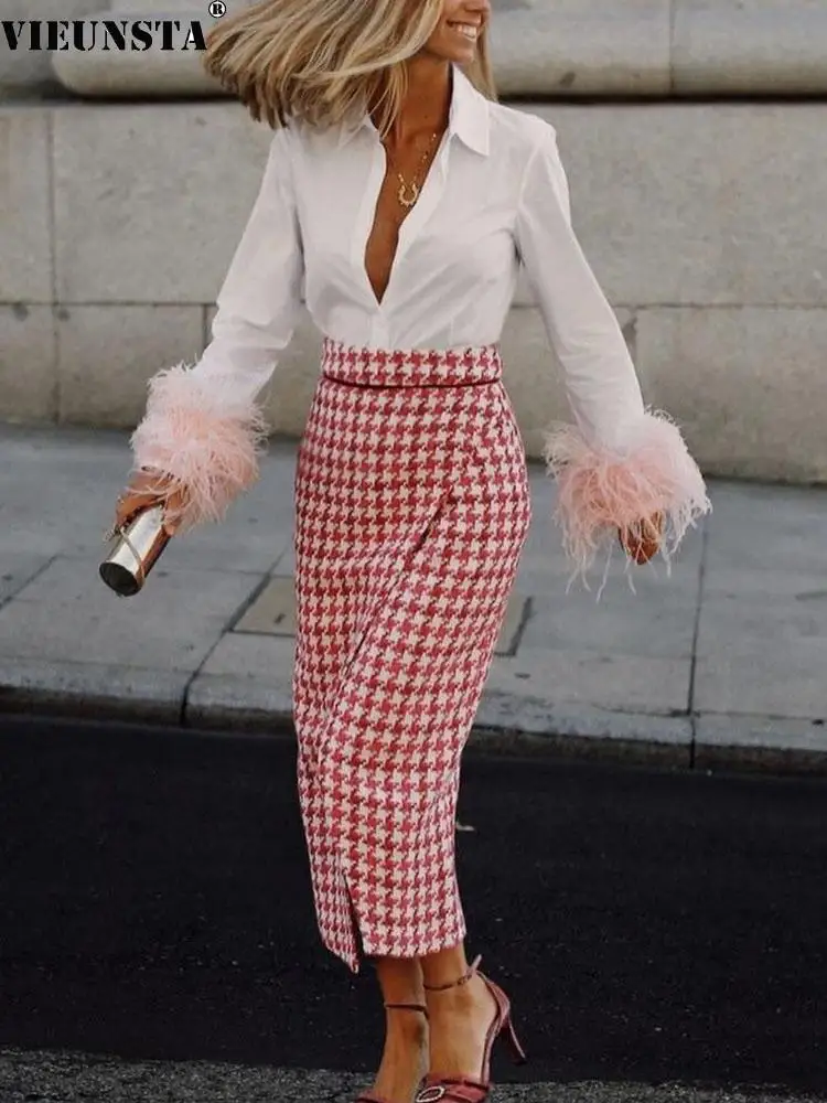 Sweet OL Style Solid Turn-down Collar Blouses Women Spring Furry Feather Long Sleeve Shirts Sexy Single Breasted Button Top Coat
Sweet OL Style Solid Turn-down Collar Blouses Women Spring Furry Feather Long Sleeve Shirts Sexy Single Breasted Button Top Coat