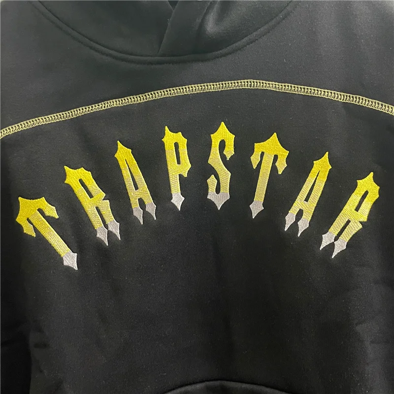 London Yellow Gradient Embroidered Hoodies Men Woman Top Quality Unisex Trapstar Pullovers Fleece Hoody
London Yellow Gradient Embroidered Hoodies Men Woman Top Quality Unisex Trapstar Pullovers Fleece Hoody