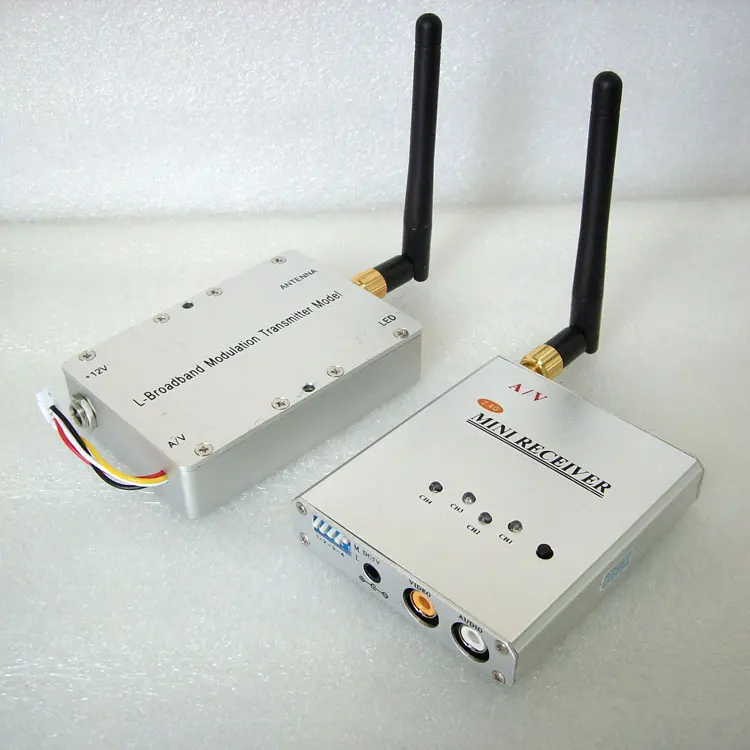 

2.4G 2.4GHZ 3W 3000MW L-broadbrand Modulation Wireless Transmitter Receiver Audio Video Module 2414,2432,2450,2468(MHZ) TX RX