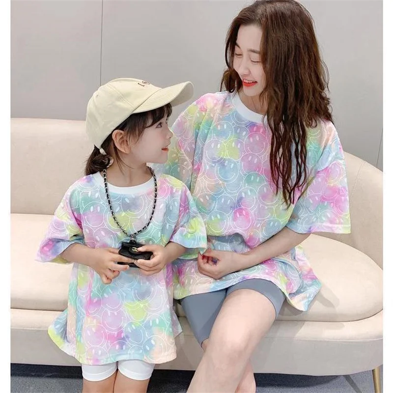 Girls Short Sleeve T-Shirt Mother And Daughter Fashion Tie Dye Print Top Parent-Child Summer Clothes Family Matching Outfits
Girls Short Sleeve T-Shirt Mother And Daughter Fashion Tie Dye Print Top Parent-Child Summer Clothes Family Matching Outfits