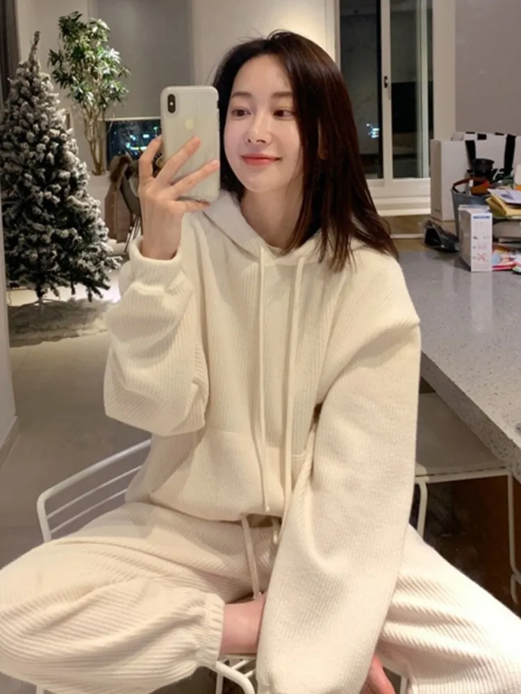 Autumn Spring Women Fashion Tracksuit Two Piece Set Long Sleeve Hooded Sweatshirt Pants Suit Casual Outfit Female Clothes
Autumn Spring Women Fashion Tracksuit Two Piece Set Long Sleeve Hooded Sweatshirt Pants Suit Casual Outfit Female Clothes