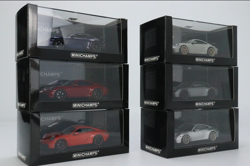 Металлическая статическая модель автомобиля Minichamps 1:43 для 911 992 GT3 ограниченного выпуска из смолы, игрушечный подарок
Металлическая статическая модель автомобиля Minichamps 1:43 для 911 992 GT3 ограниченного выпуска из смолы, игрушечный подарок