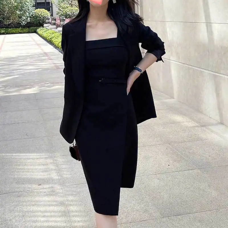 23Female Solid Dress And Blazer Suit Office Single Button Lapel Loose Jacket Women Waist Up Suspended Dress Two Piece Set 2Color
23Female Solid Dress And Blazer Suit Office Single Button Lapel Loose Jacket Women Waist Up Suspended Dress Two Piece Set 2Color