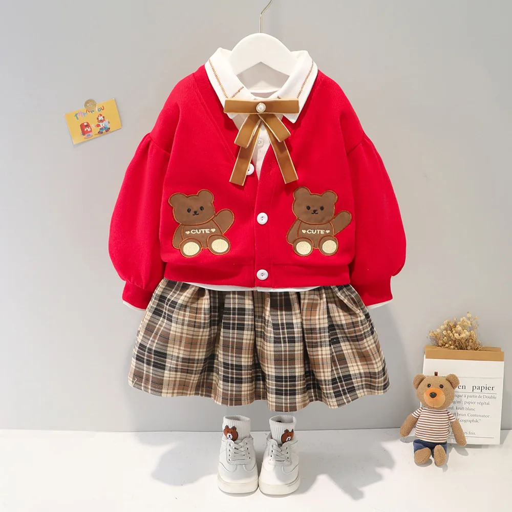 2022 Spring Autumn Girls 3PCS Clothing Set Cartoon Bear Knitted Cardigan Coat Cotton Sweatshirts Plaid Skirts Baby Girls Suit
2022 Spring Autumn Girls 3PCS Clothing Set Cartoon Bear Knitted Cardigan Coat Cotton Sweatshirts Plaid Skirts Baby Girls Suit