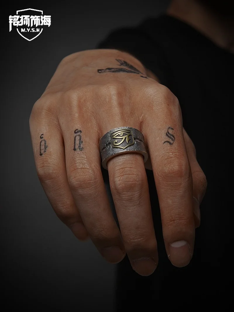 S925 Thai silver men's ring fashion brand hip hop Horus eye of God single retro personality ring open ring
S925 Thai silver men's ring fashion brand hip hop Horus eye of God single retro personality ring open ring