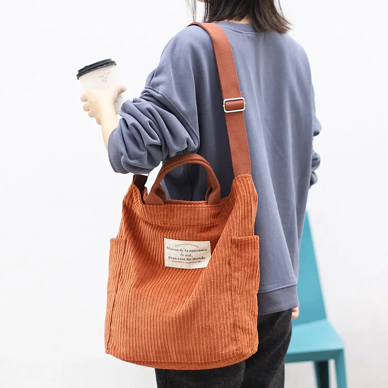 Dropshipping canvas tote bags simple retro shoulder messenger bag casual students schoolbag letter art handbag for women
Dropshipping canvas tote bags simple retro shoulder messenger bag casual students schoolbag letter art handbag for women