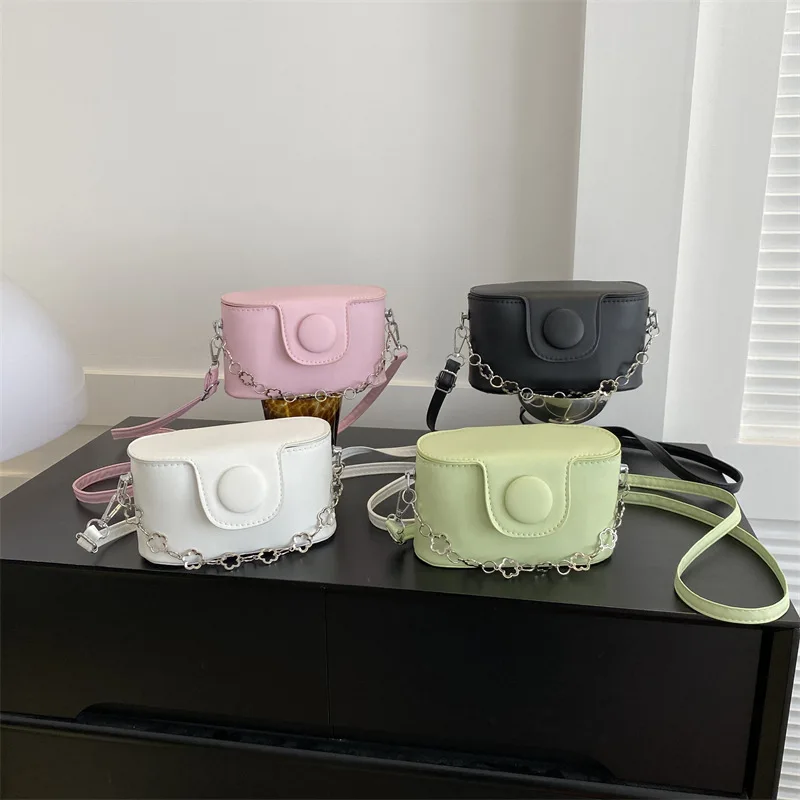 Trendy New Fashion Personality Daily Simple Temperament Female Niche Design Single Shoulder Crossbody Metal Chain Bucket Bag
Trendy New Fashion Personality Daily Simple Temperament Female Niche Design Single Shoulder Crossbody Metal Chain Bucket Bag