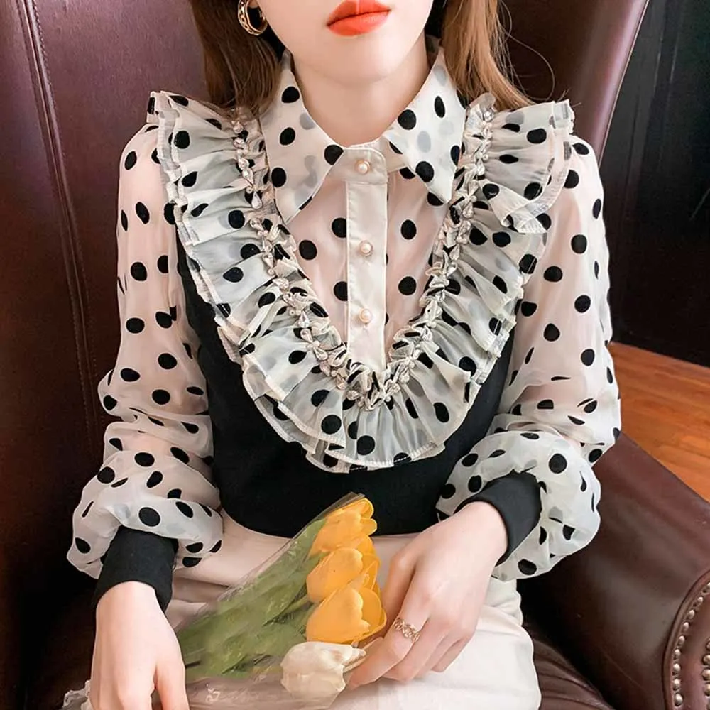 2022 New Spring Fashion Chiffon Long Sleeve Shirt Women Pleated Wood Ear Slim Puff Sleeve Color Matching Wave Dot Top 
2022 New Spring Fashion Chiffon Long Sleeve Shirt Women Pleated Wood Ear Slim Puff Sleeve Color Matching Wave Dot Top