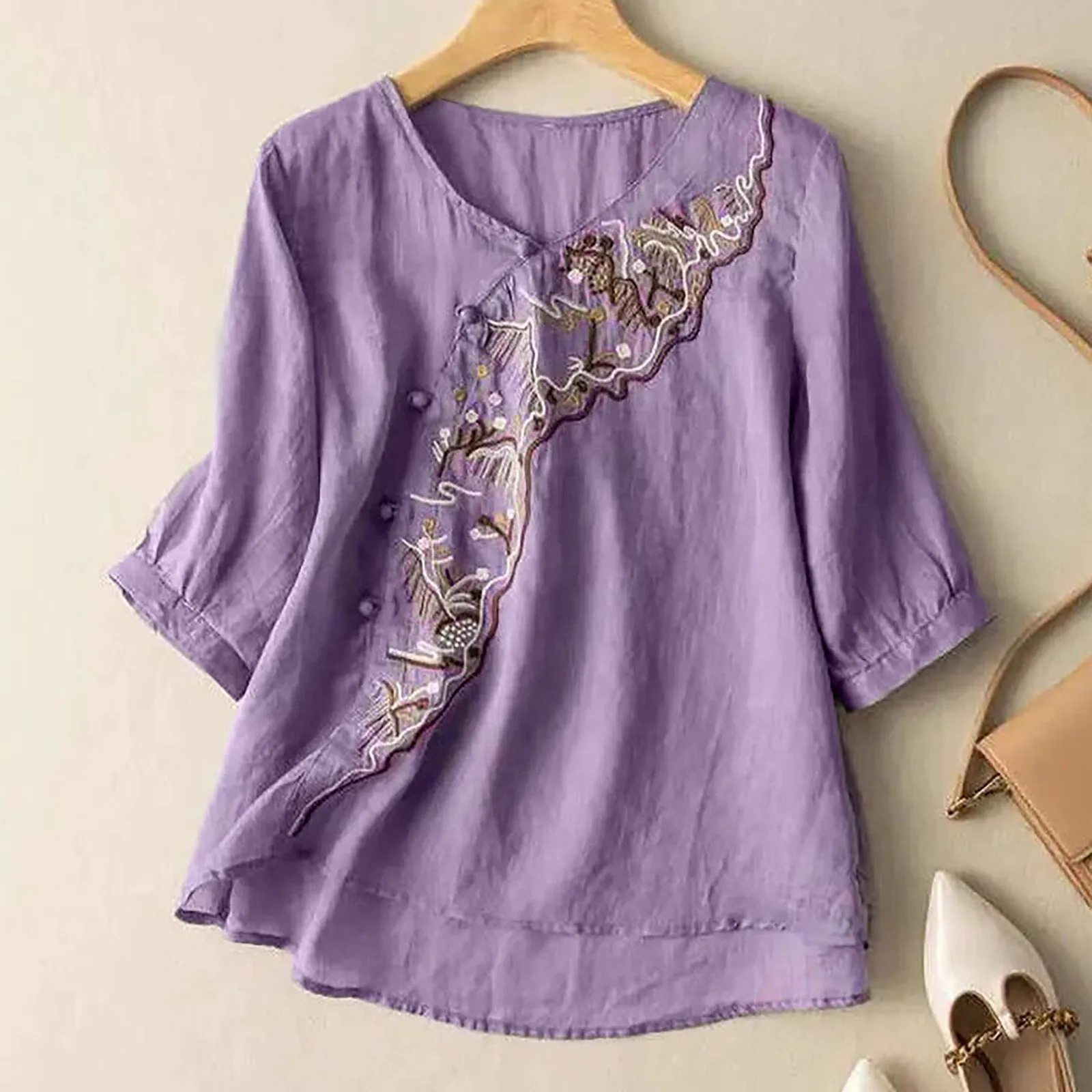 Women'S Chinese Style Embroidered Blouse Shirt Puff Short Sleeves Round Neck Bohemian Ladies Casual Loose Button T Shirt Top
Women'S Chinese Style Embroidered Blouse Shirt Puff Short Sleeves Round Neck Bohemian Ladies Casual Loose Button T Shirt Top